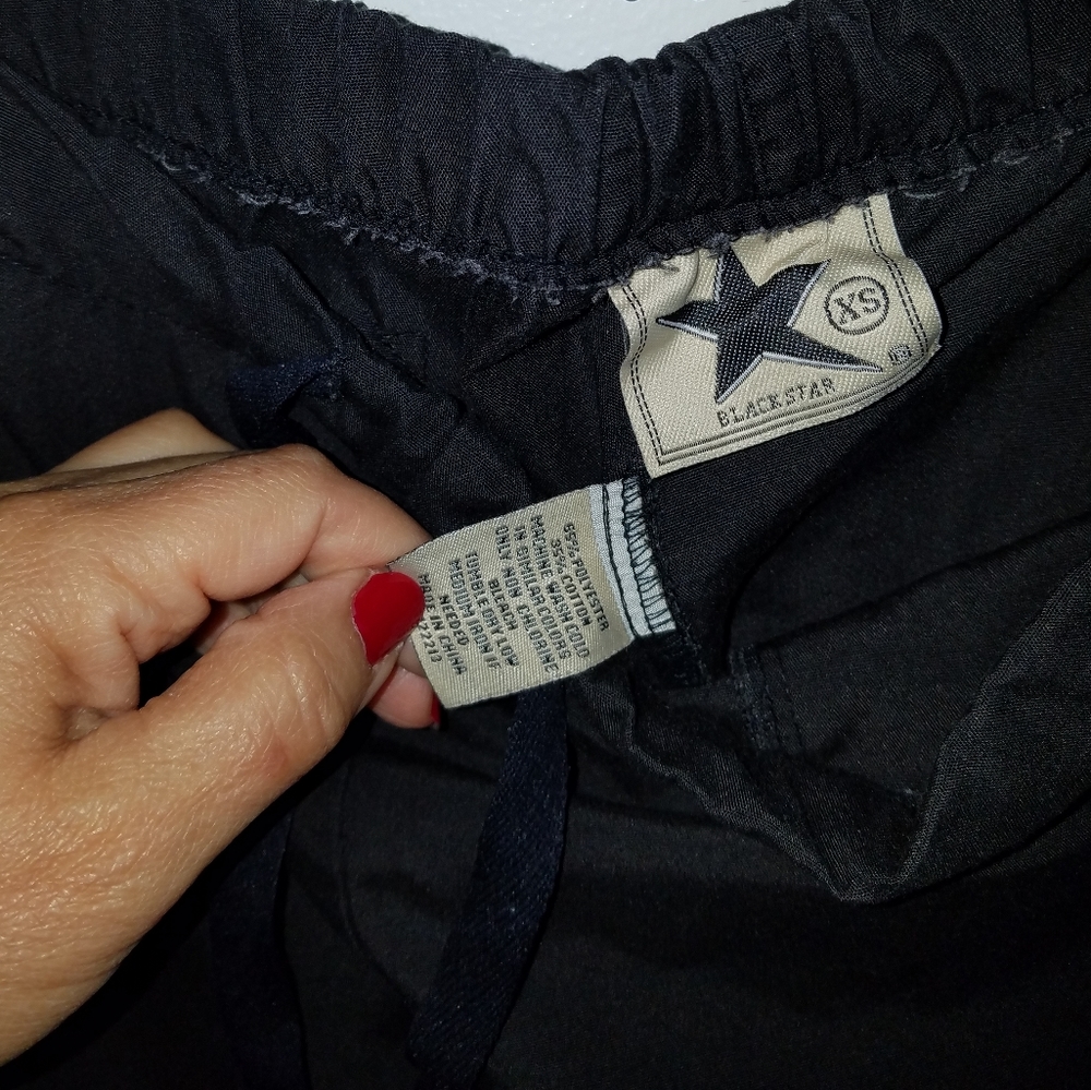 Black Star 🍃Scrub pants - Picture 4 of 7